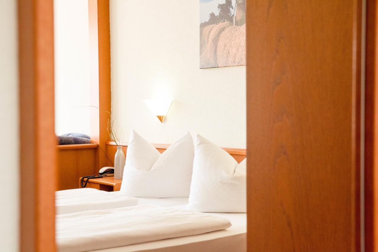 Hotel Am Meilenstein Dunkelforth Εξωτερικό φωτογραφία